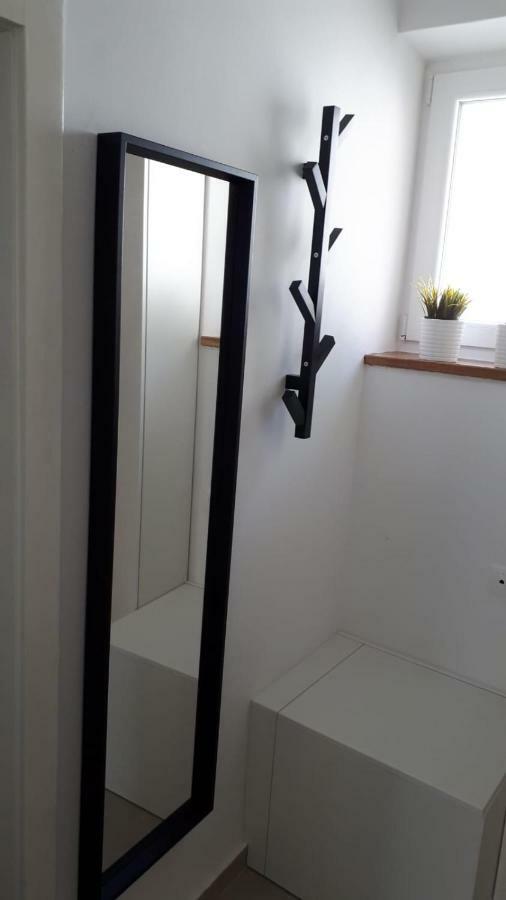 Apartment Adriatic Makarska Ngoại thất bức ảnh